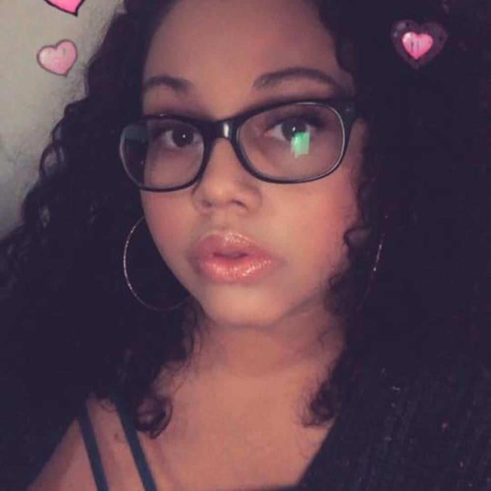Meet your Posher, Savana